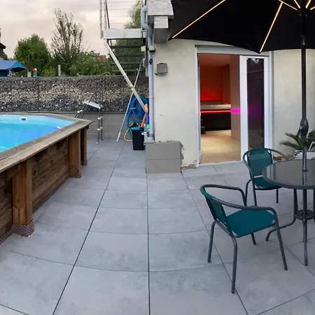 La Mesange Charbonniere Apartment *